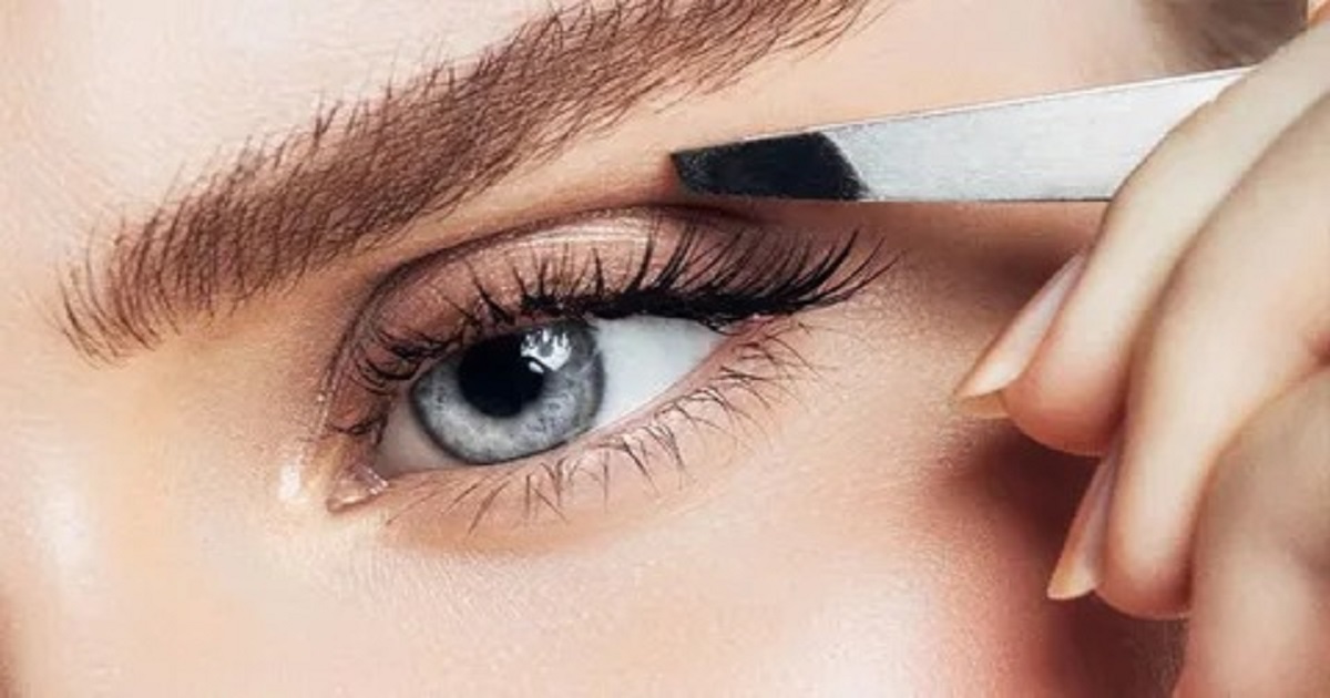 The Future of Eyelashes Tweezers in UK: What to Expect